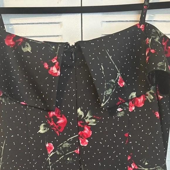 Le Château Black Floral Off-Shoulder Asymmetrical Dress - Picture 10 of 16